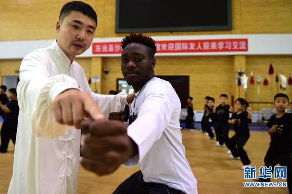 迪丽热巴换脸免费观看全集高清版